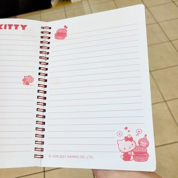 Brand New Sanrio Hello Kitty Notebook - Picture 3 of 6